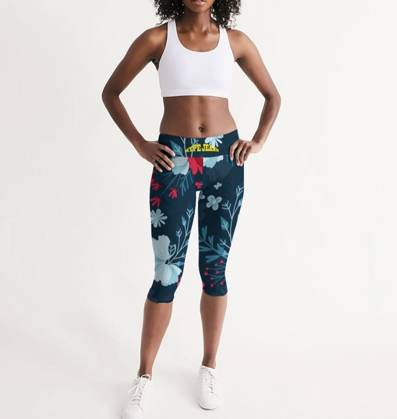 Hype Jeans Company Flowers Women's Mid-Rise Capri